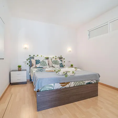 Sal- Big Terrace With Bbq, Beach, Wifi, Clima * Roses